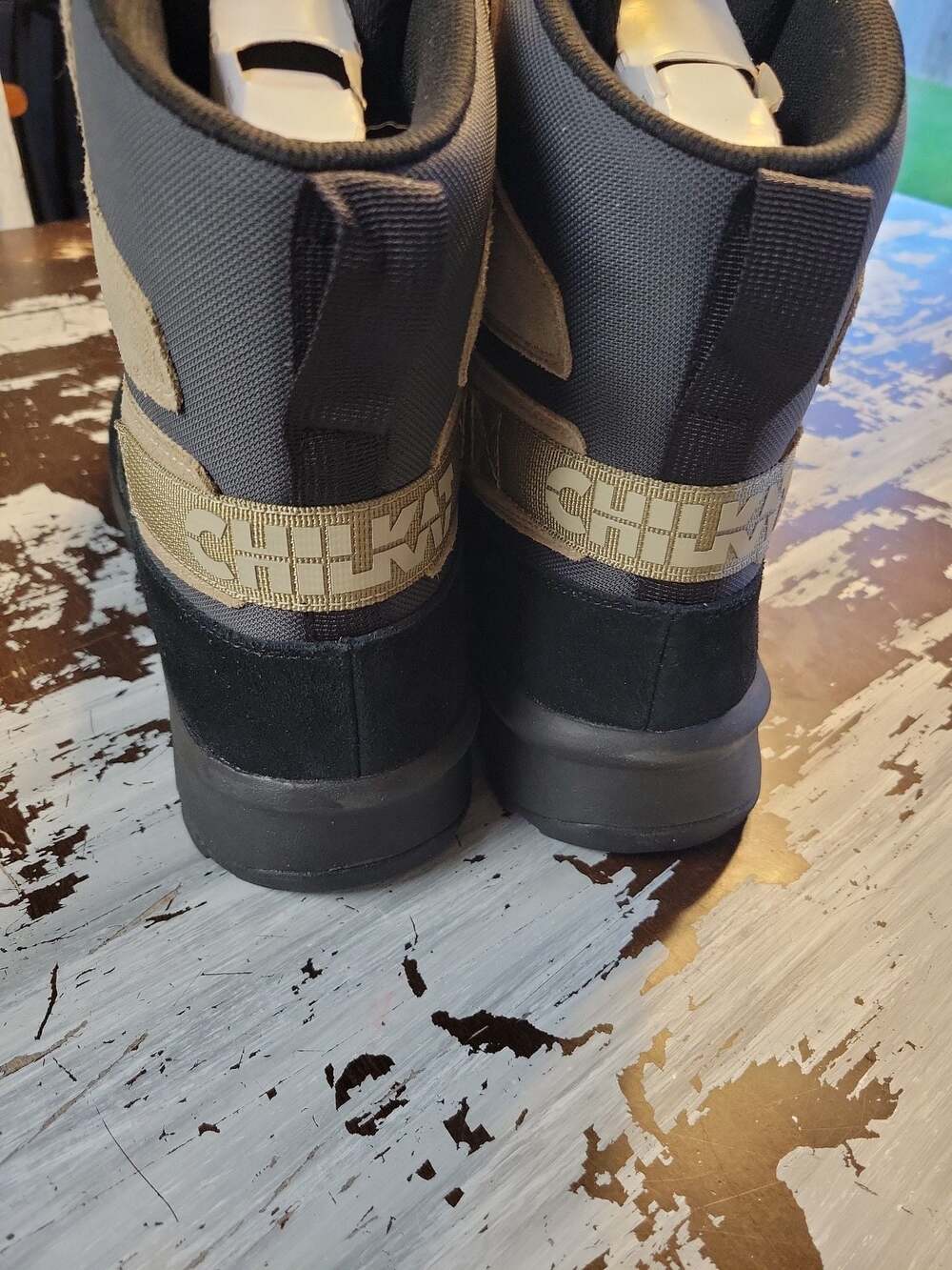 The North Face Men's Chilkat V Cognito Waterproof Boots 14 - Picture 3 of 5